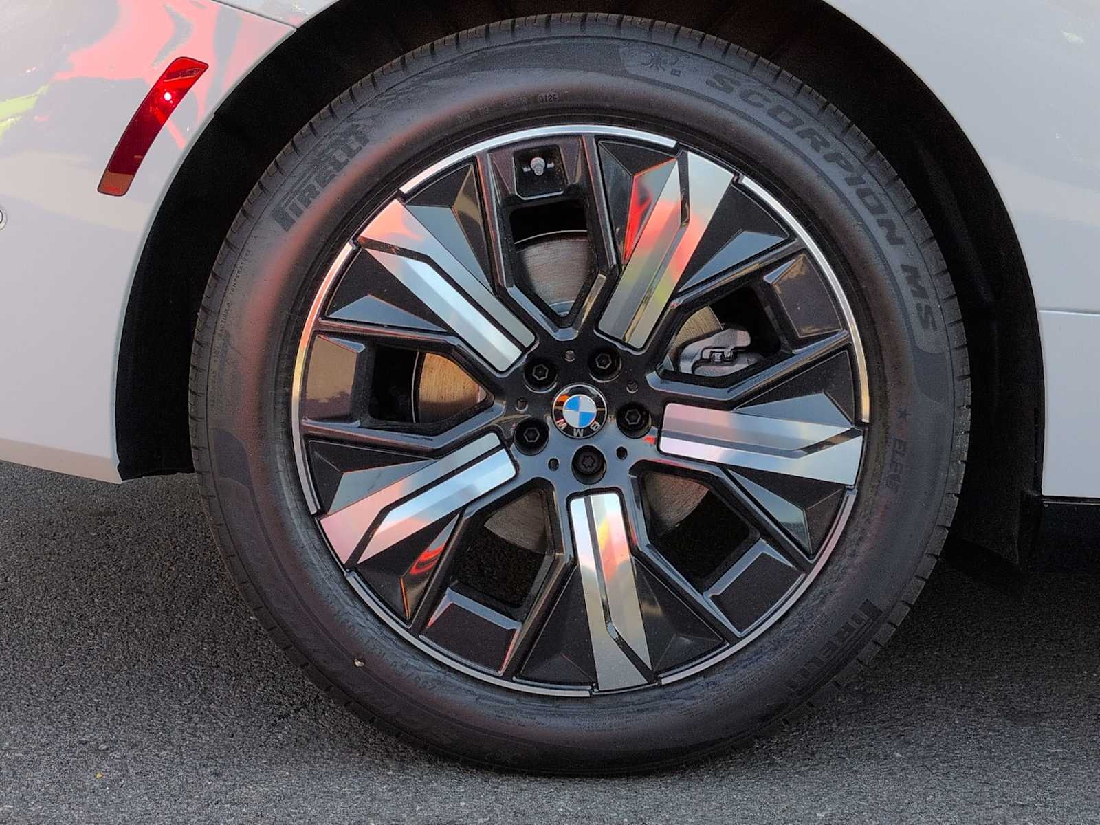 Thumbnail: 2026 BMW iX - 14