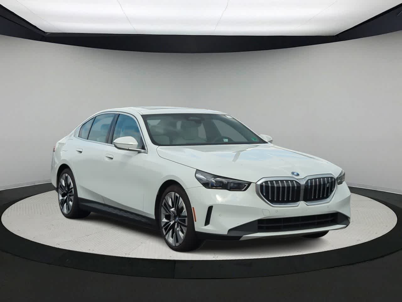 Thumbnail: 2024 BMW i5 - 2