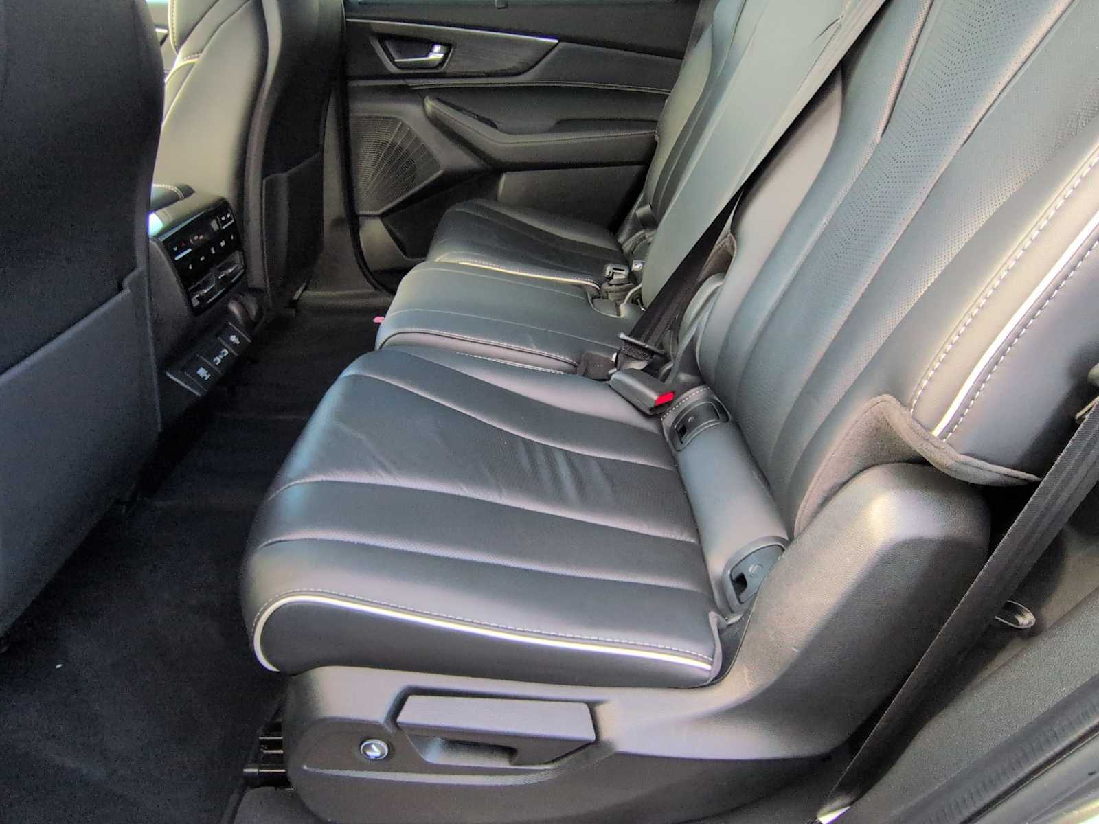 Thumbnail: 2024 Acura MDX - 20