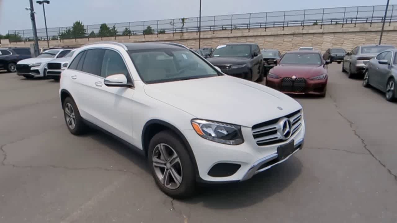 Thumbnail: 2017 Mercedes-Benz GLC - 4