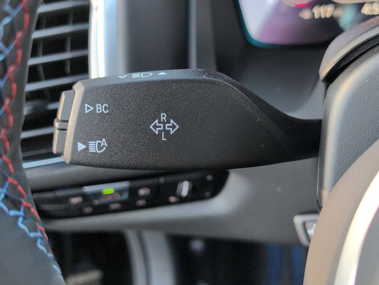 Thumbnail: 2026 BMW 8 Series - 27