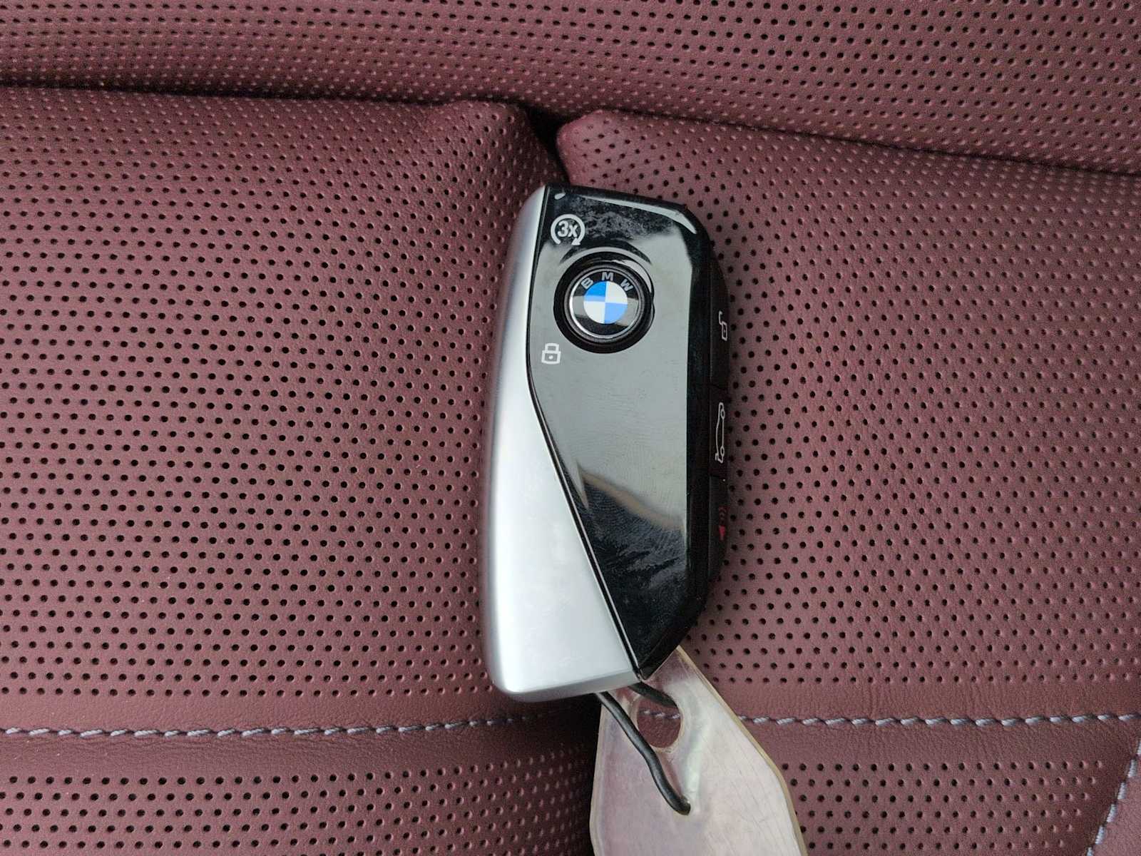 Thumbnail: 2026 BMW 7 Series - 38