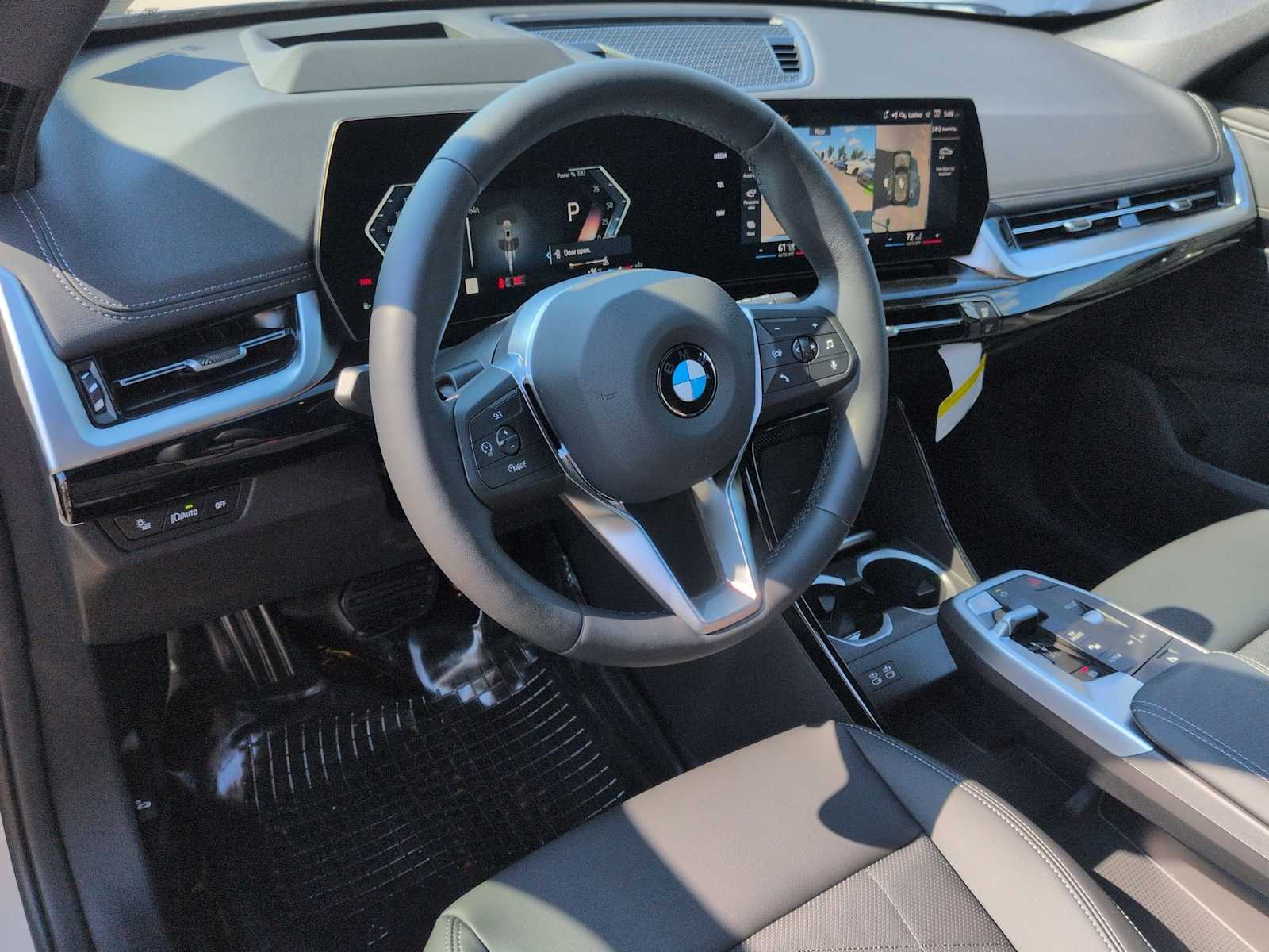 Thumbnail: 2026 BMW X1 - 10