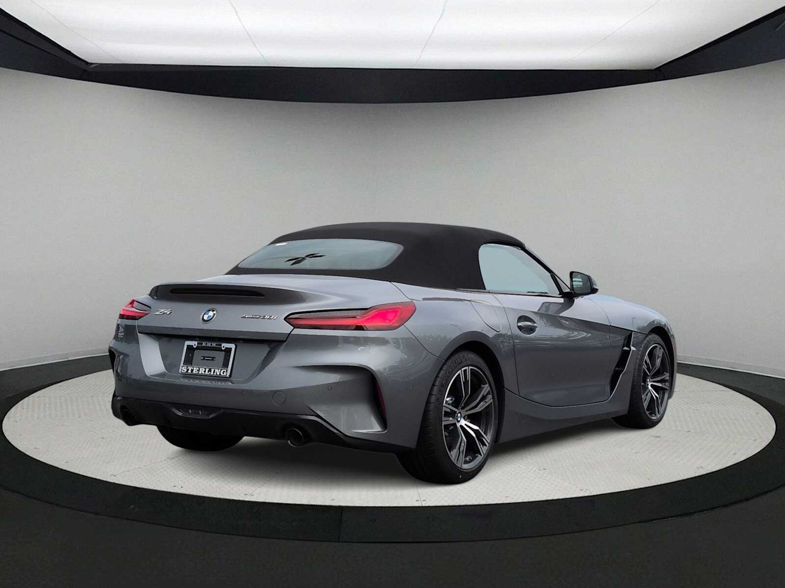 Thumbnail: 2026 BMW Z4 - 8