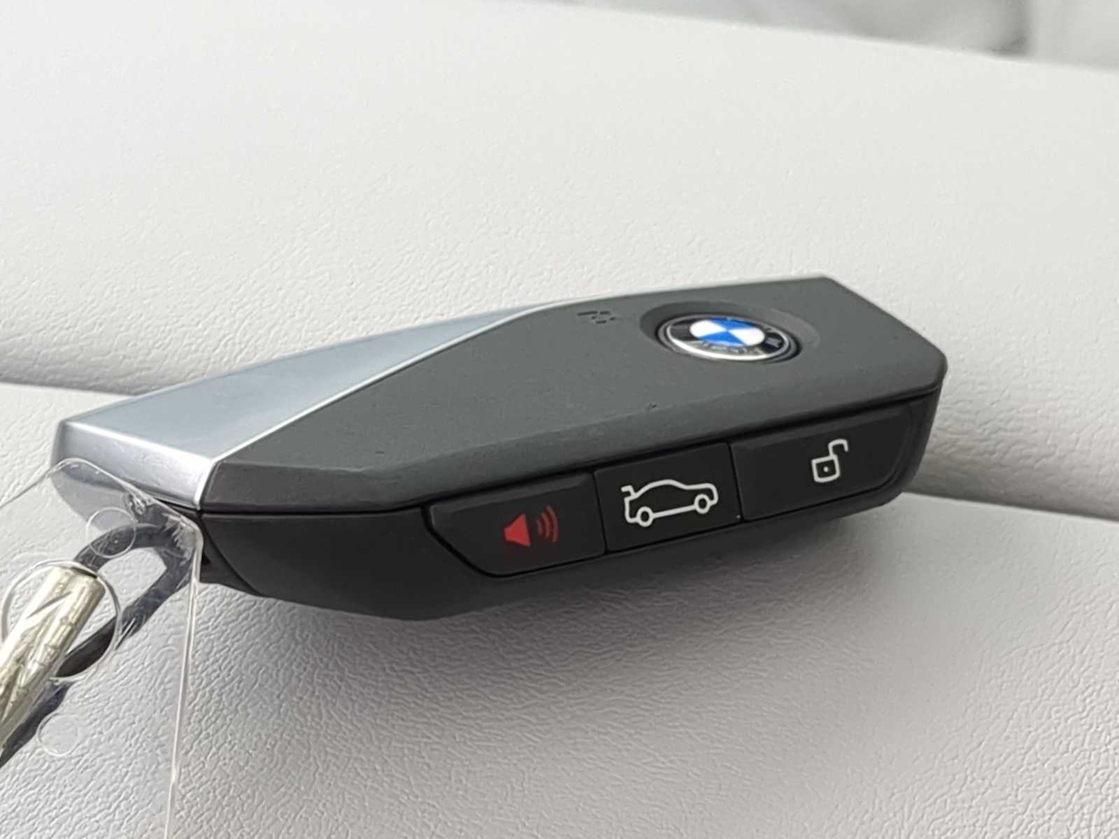 Thumbnail: 2026 BMW X5 - 38
