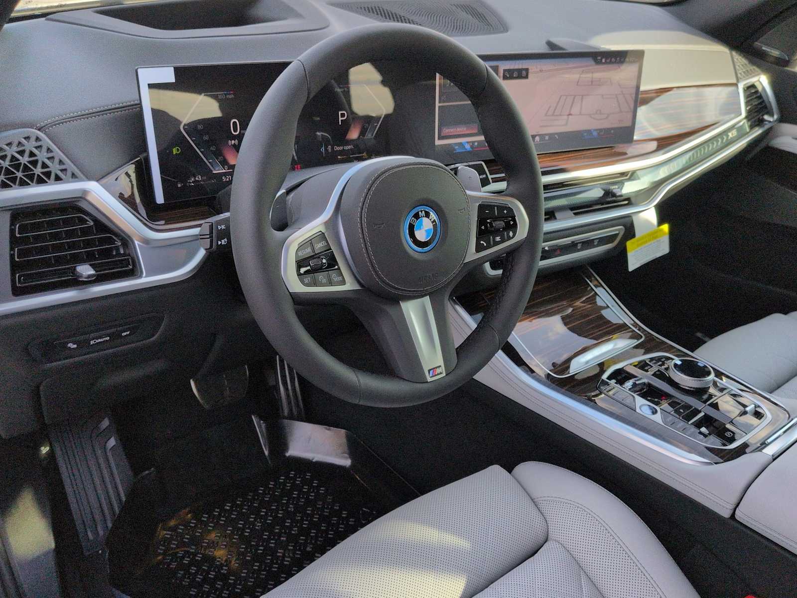 Thumbnail: 2026 BMW X5 - 10