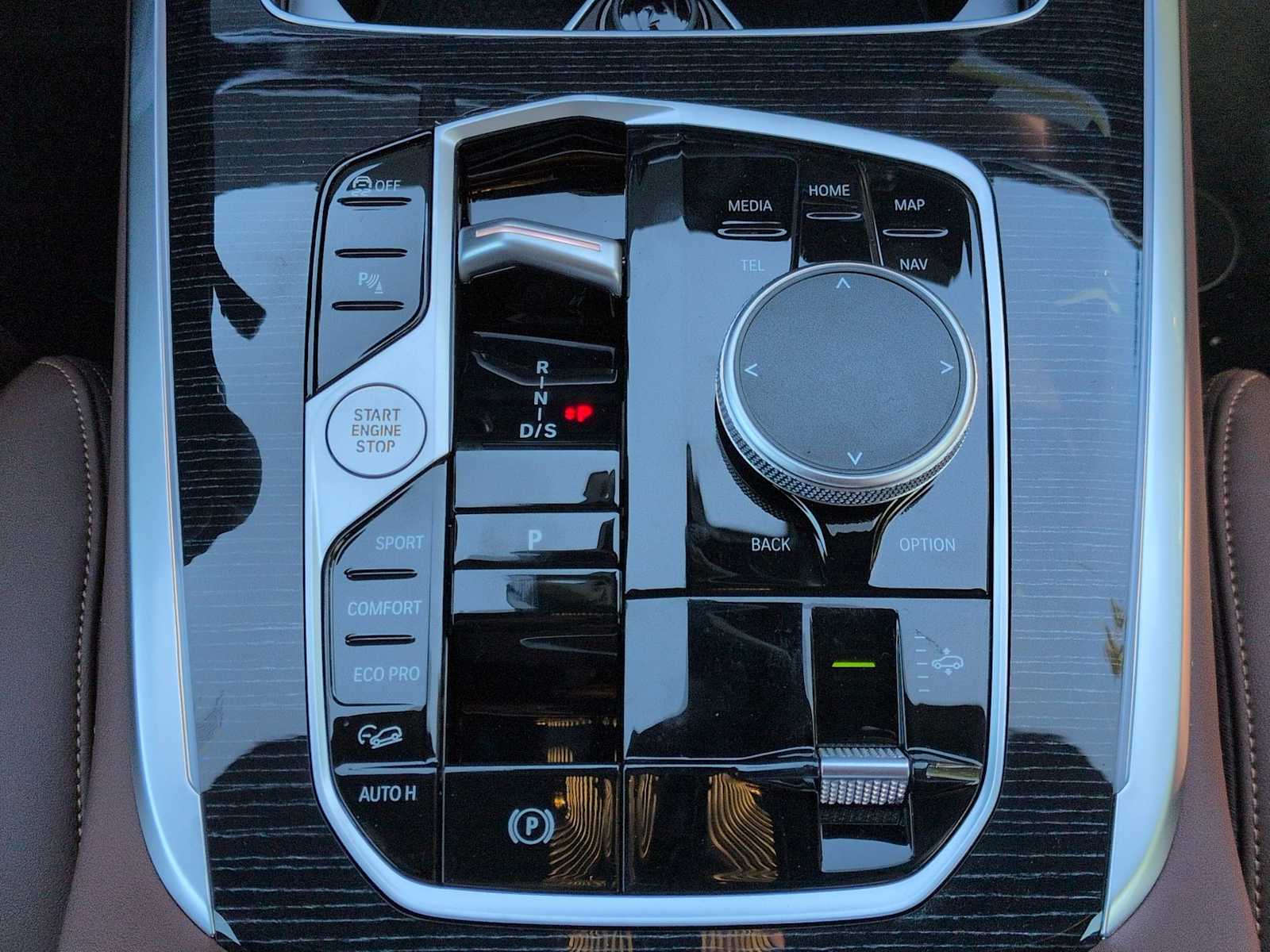 Thumbnail: 2026 BMW X7 - 35