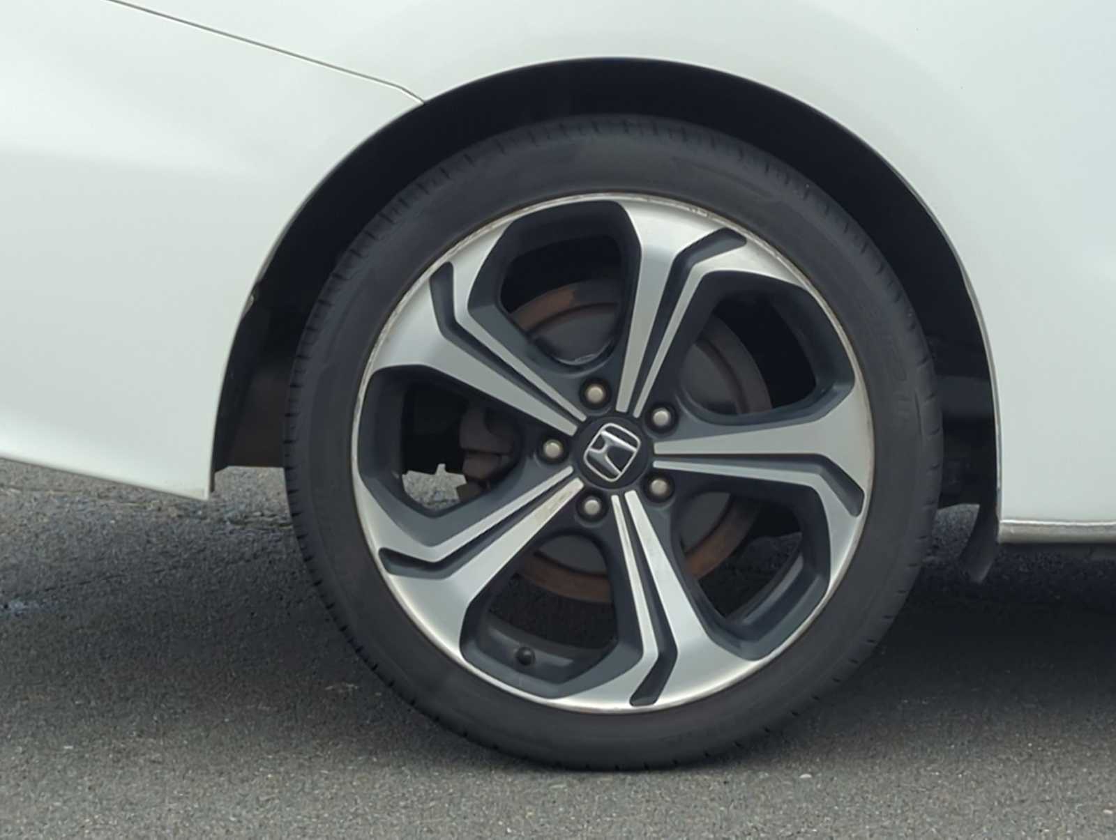 Thumbnail: 2015 Honda Civic - 14