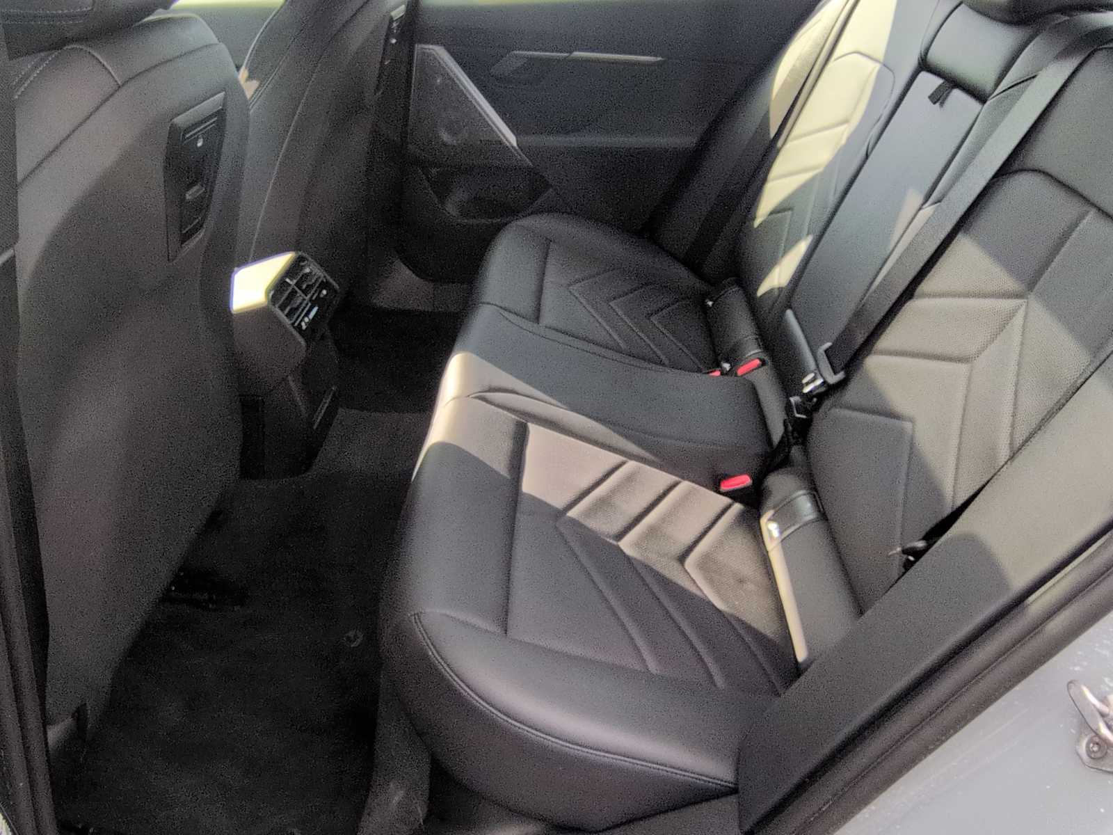 Thumbnail: 2025 BMW i5 - 21