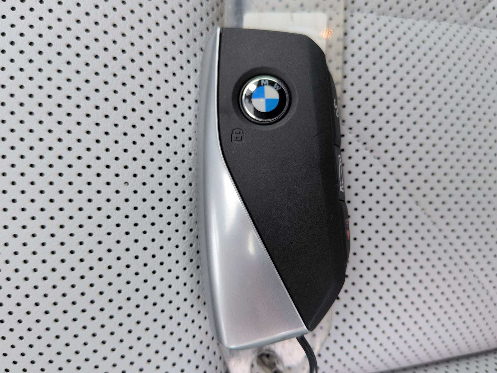 Thumbnail: 2026 BMW X5 - 37