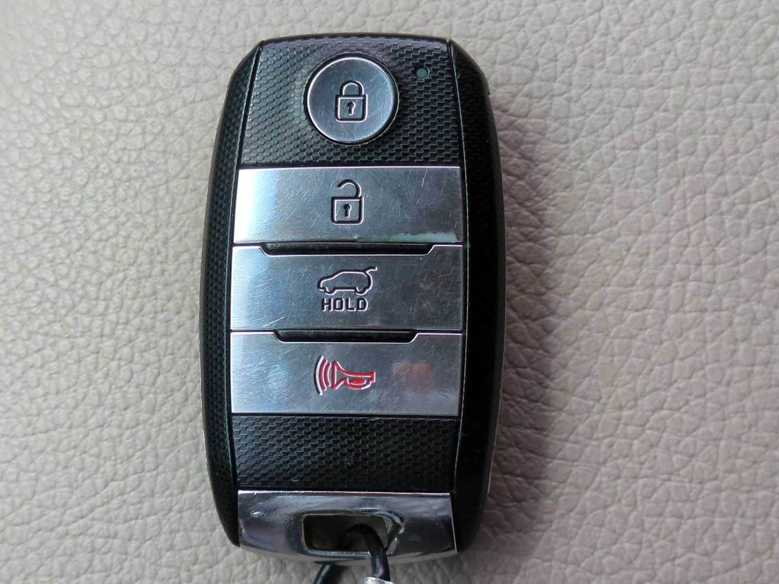 Thumbnail: 2015 Kia Sorento - 34