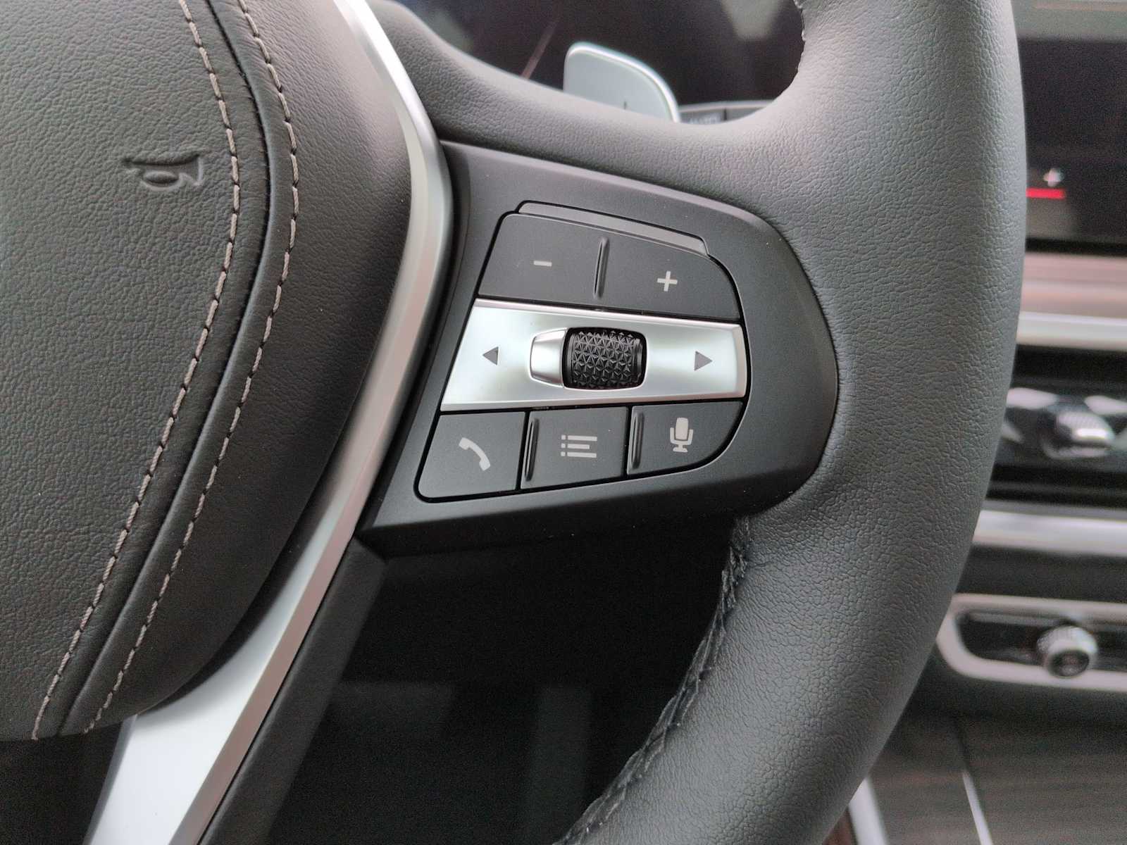 Thumbnail: 2026 BMW X5 - 27