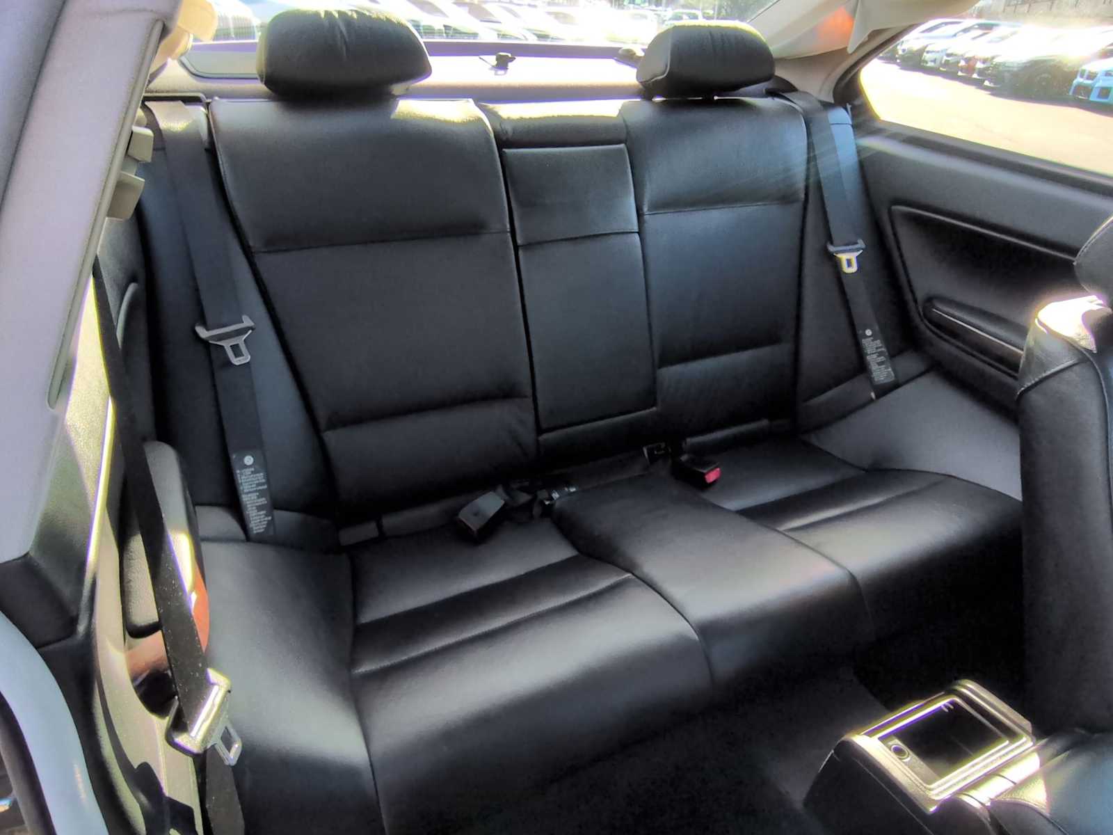 Thumbnail: 2004 BMW 3 Series - 19