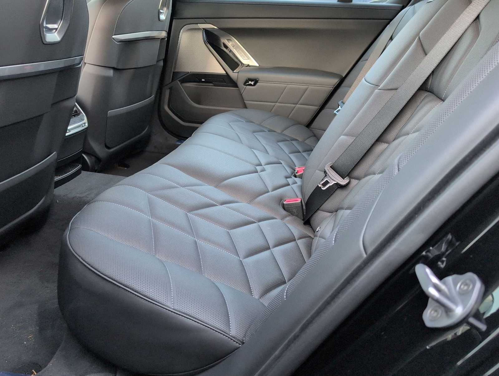 Thumbnail: 2026 BMW 7 Series - 19