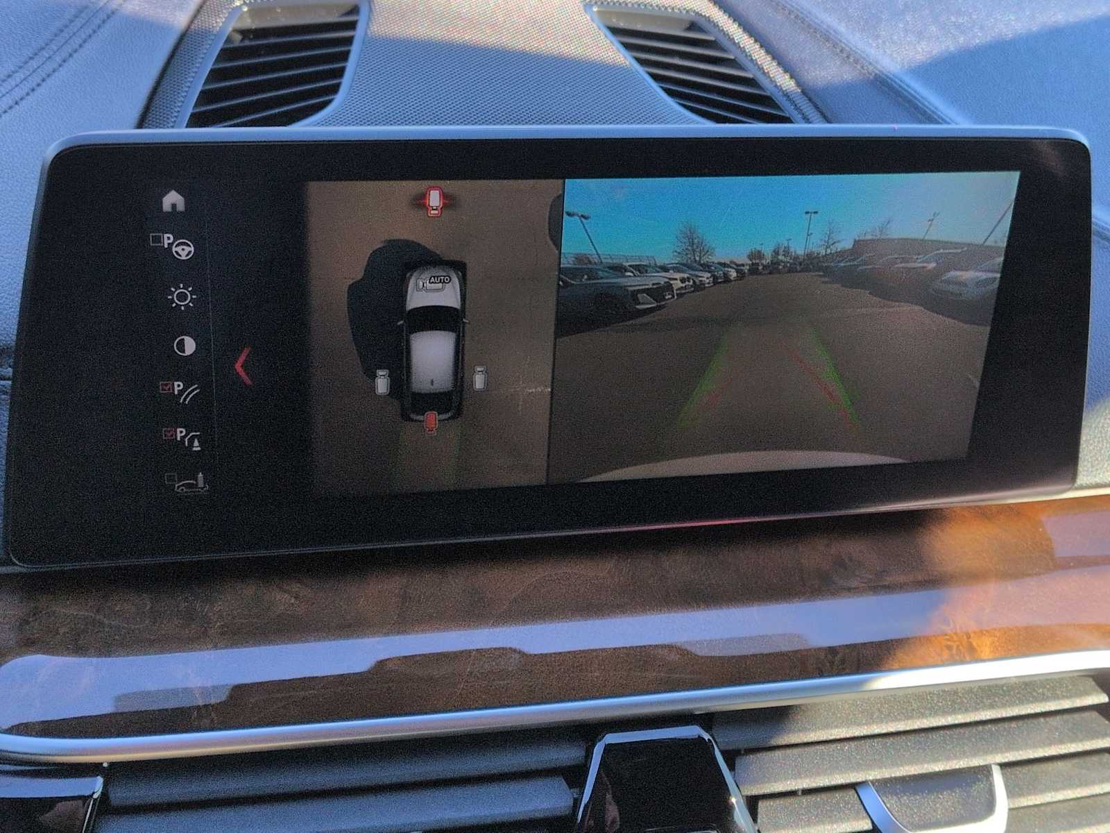 Thumbnail: 2018 BMW 6 Series - 32