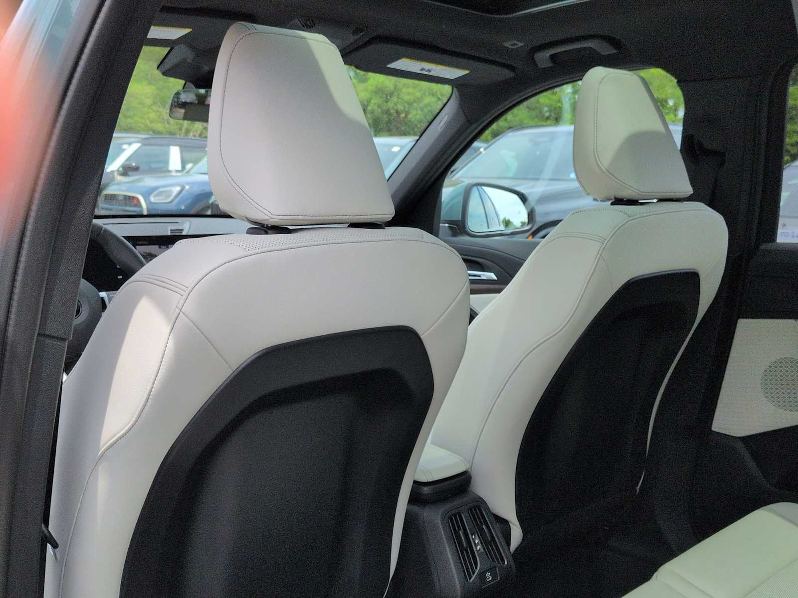 Thumbnail: 2026 BMW X1 - 19