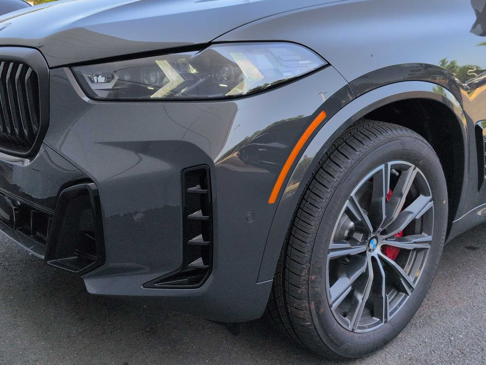 Thumbnail: 2026 BMW X5 - 11