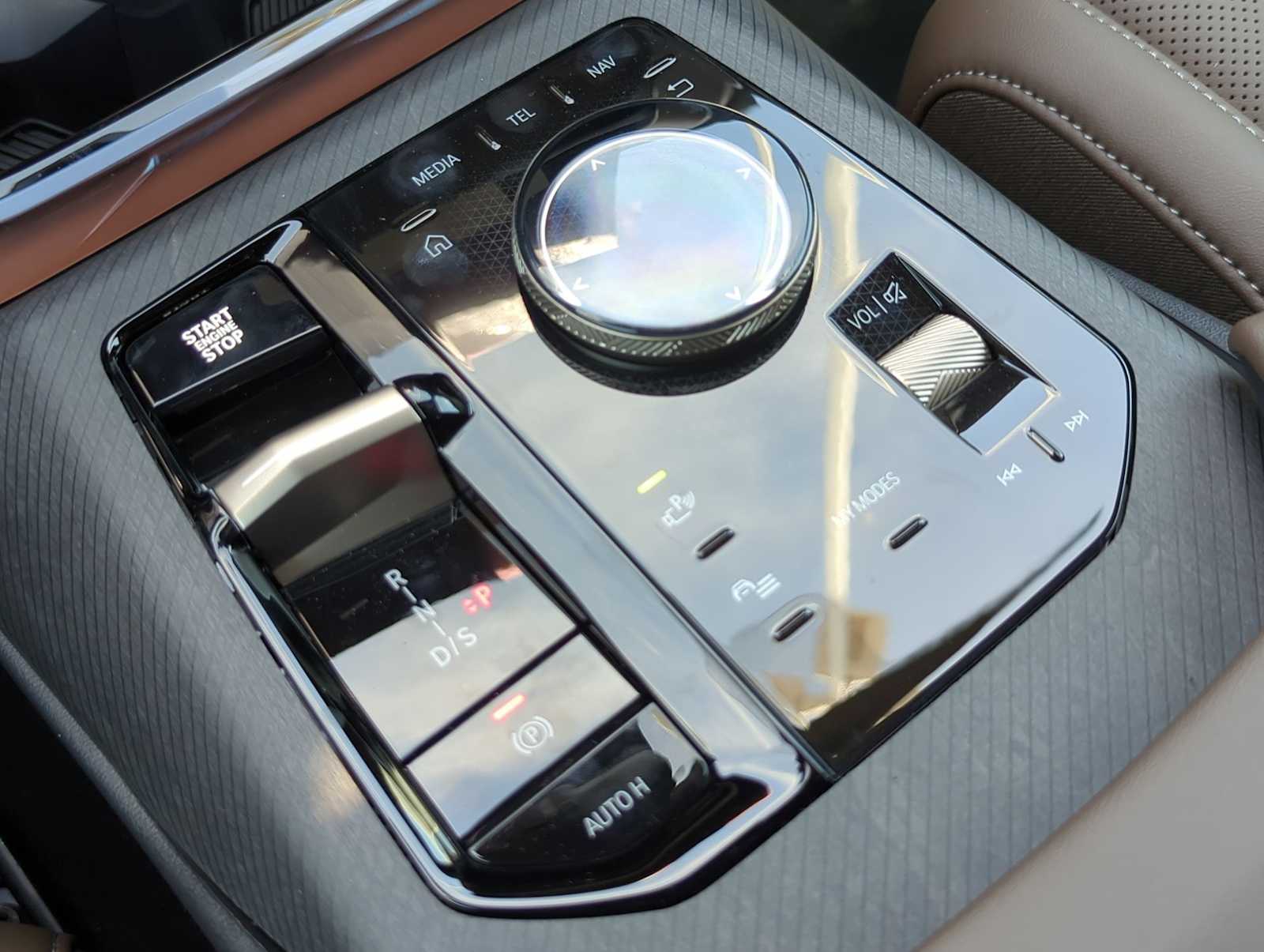 Thumbnail: 2025 BMW X3 - 33