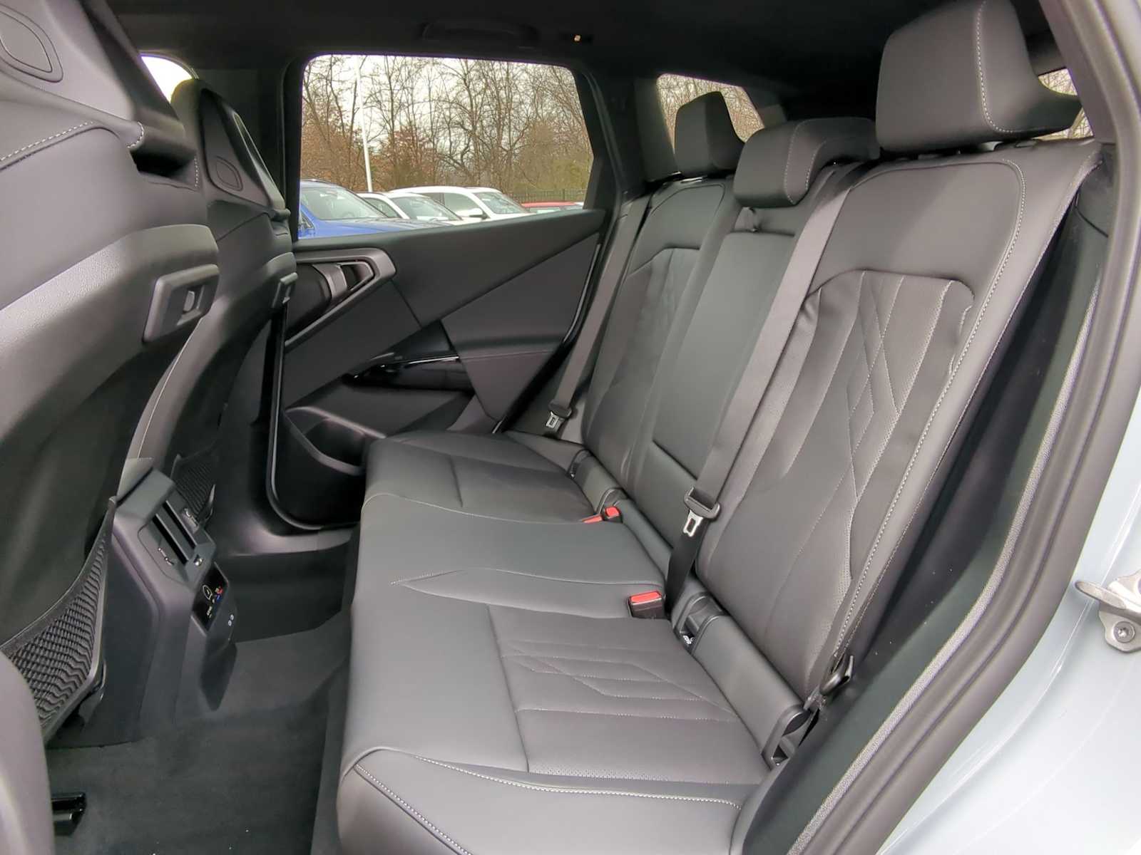 Thumbnail: 2026 BMW X3 - 21