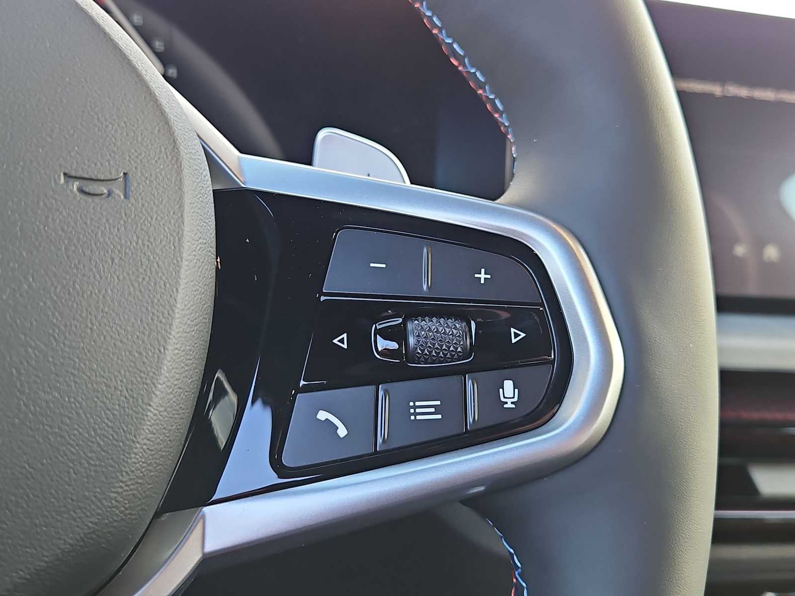 Thumbnail: 2026 BMW 4 Series - 22