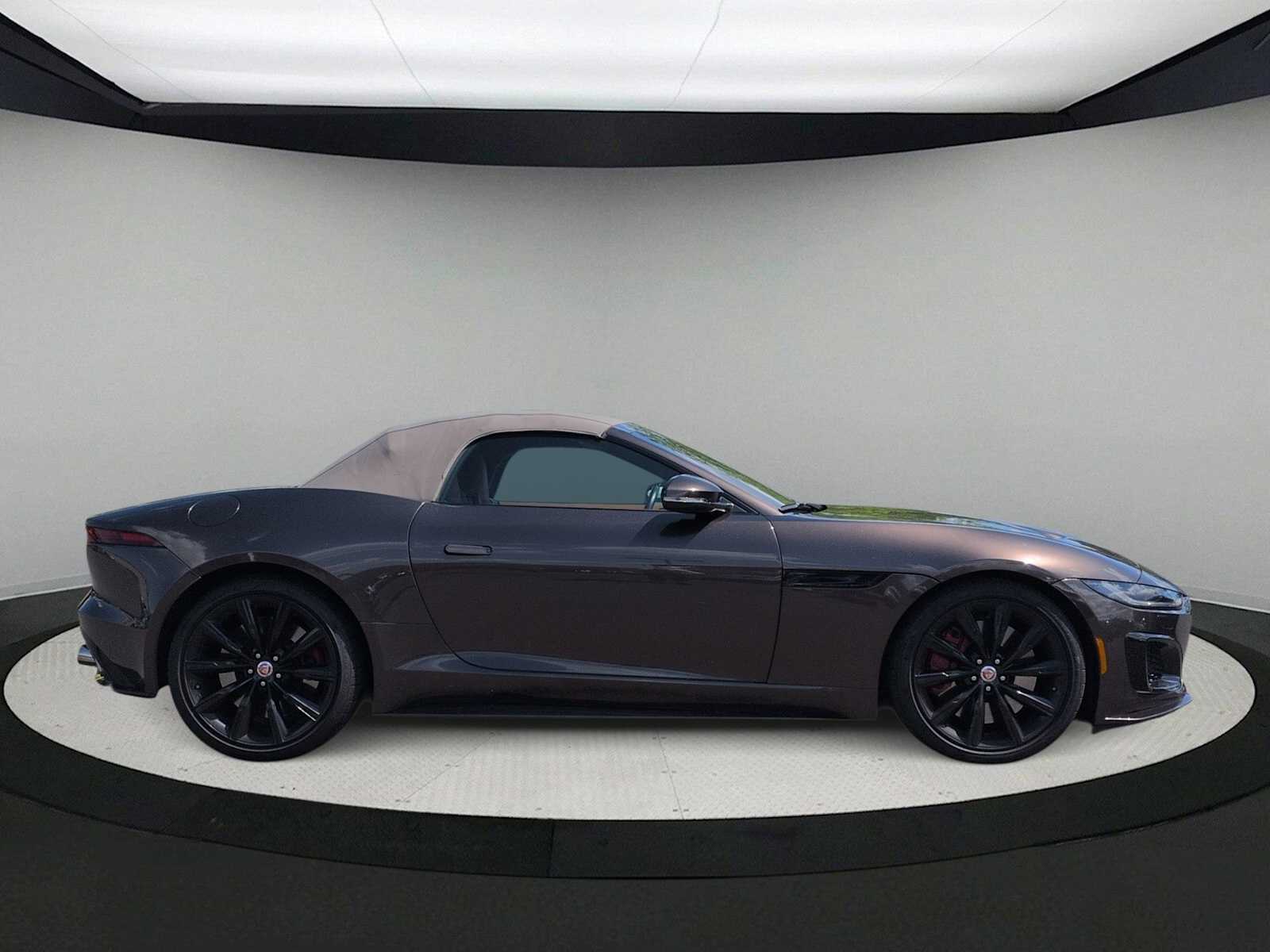 Thumbnail: 2021 Jaguar F-Type - 8