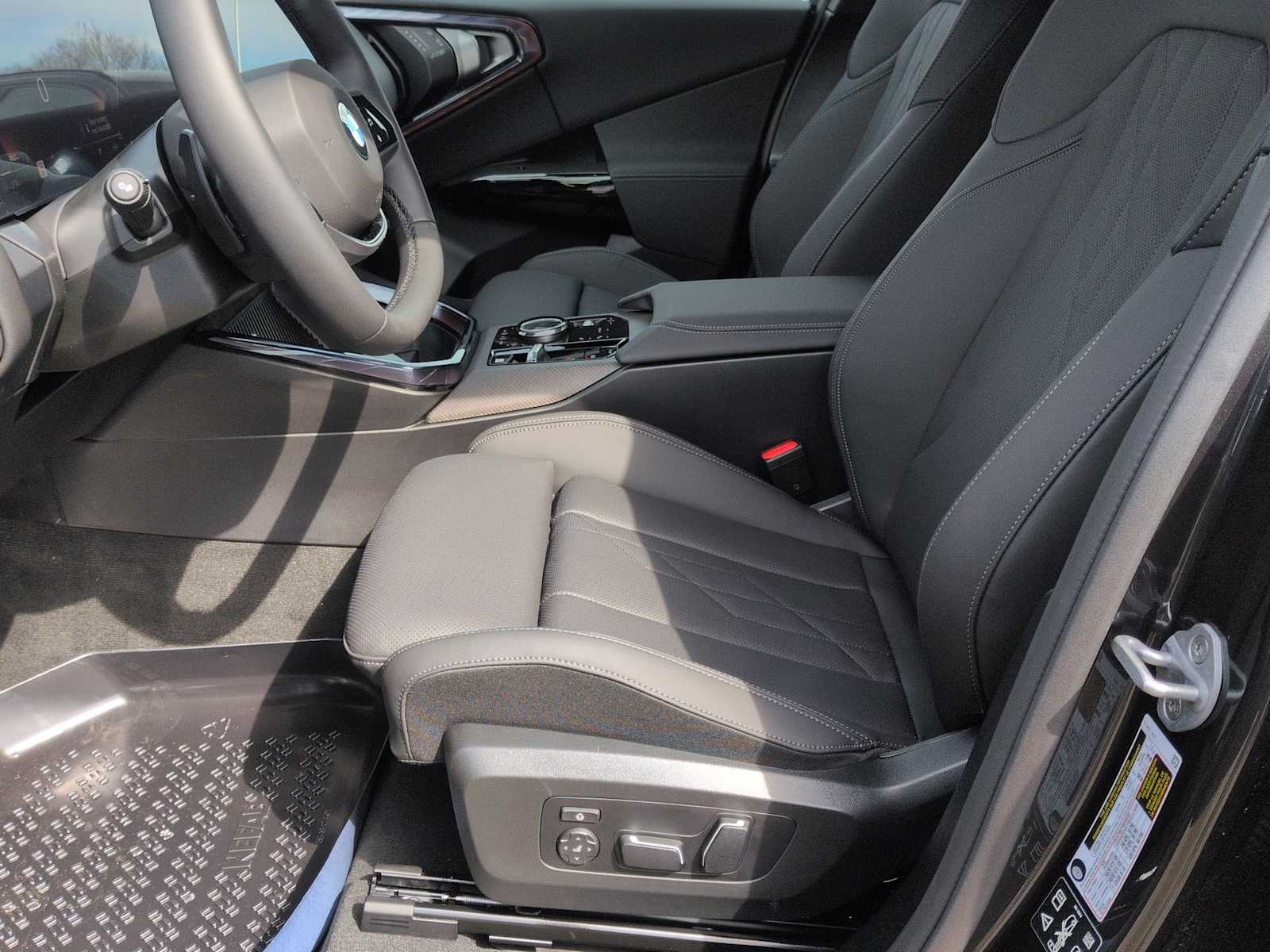 Thumbnail: 2026 BMW X3 - 17