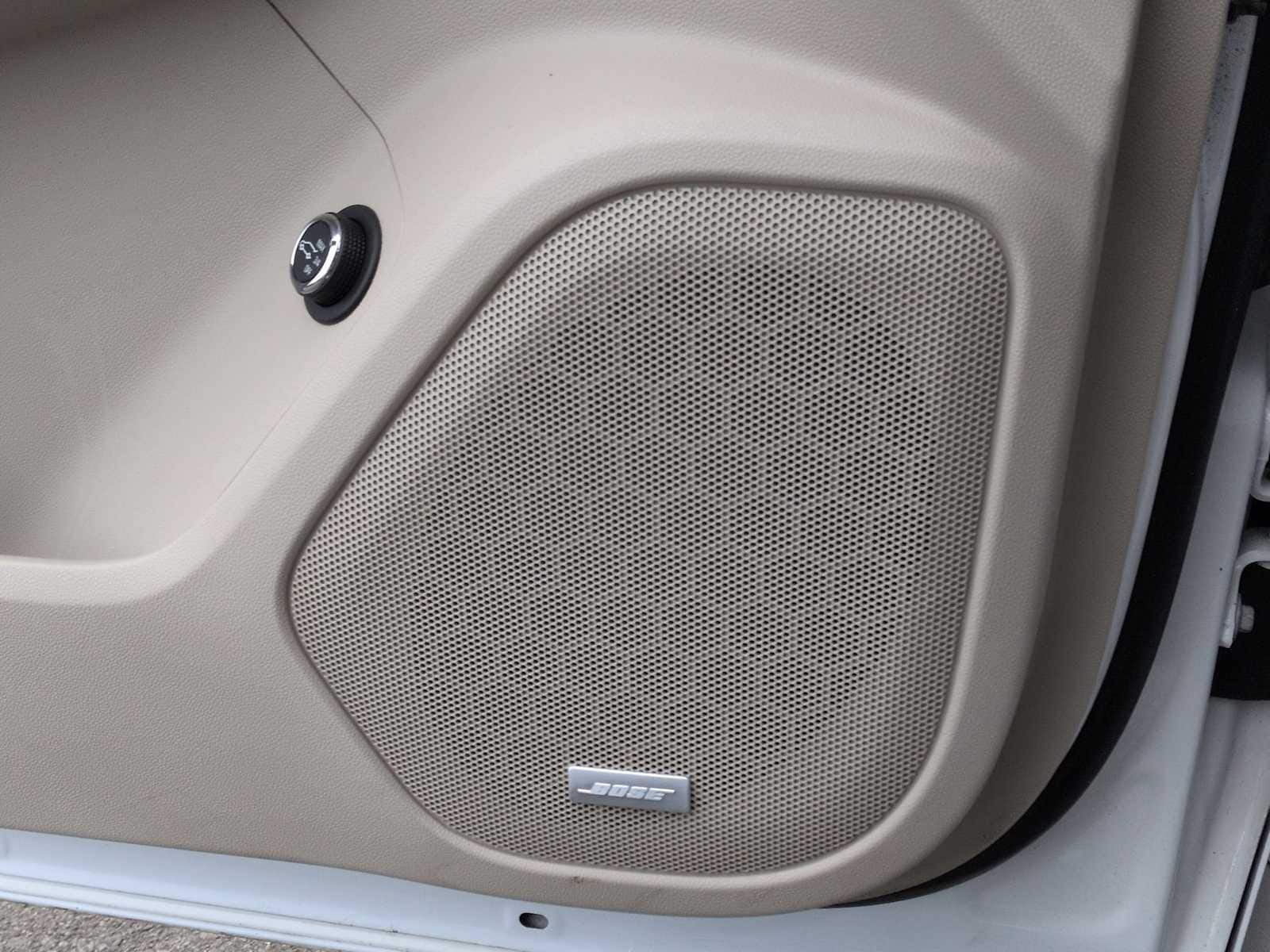 Thumbnail: 2017 GMC Acadia - 33