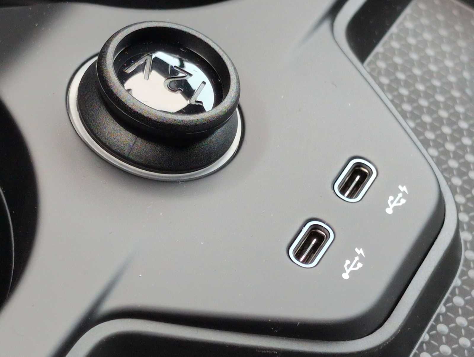 Thumbnail: 2026 BMW iX - 31