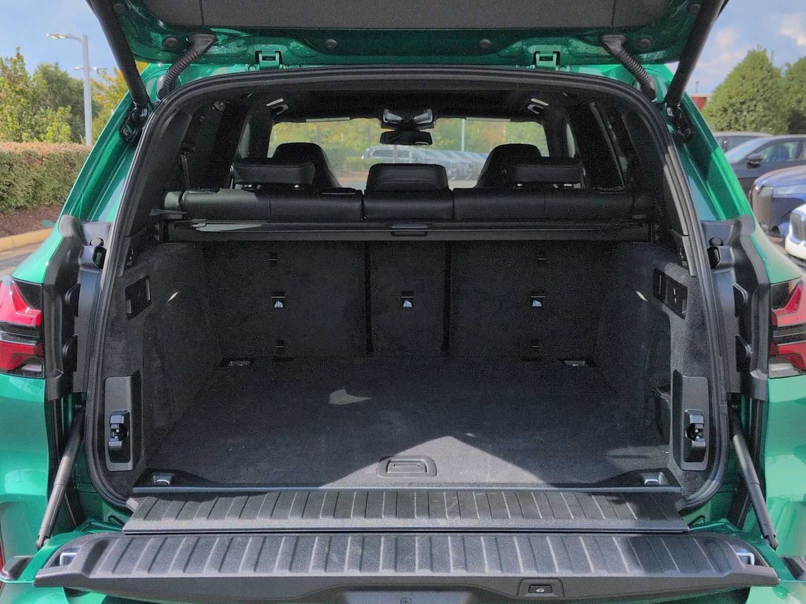 Thumbnail: 2026 BMW X5 - 37