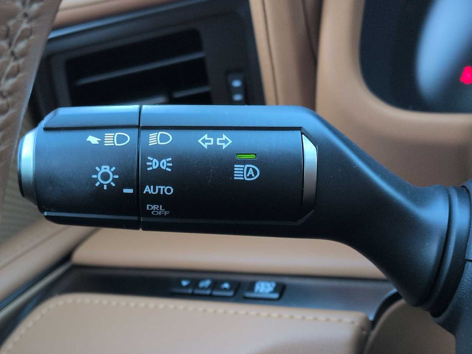 Thumbnail: 2021 Lexus LC - 25