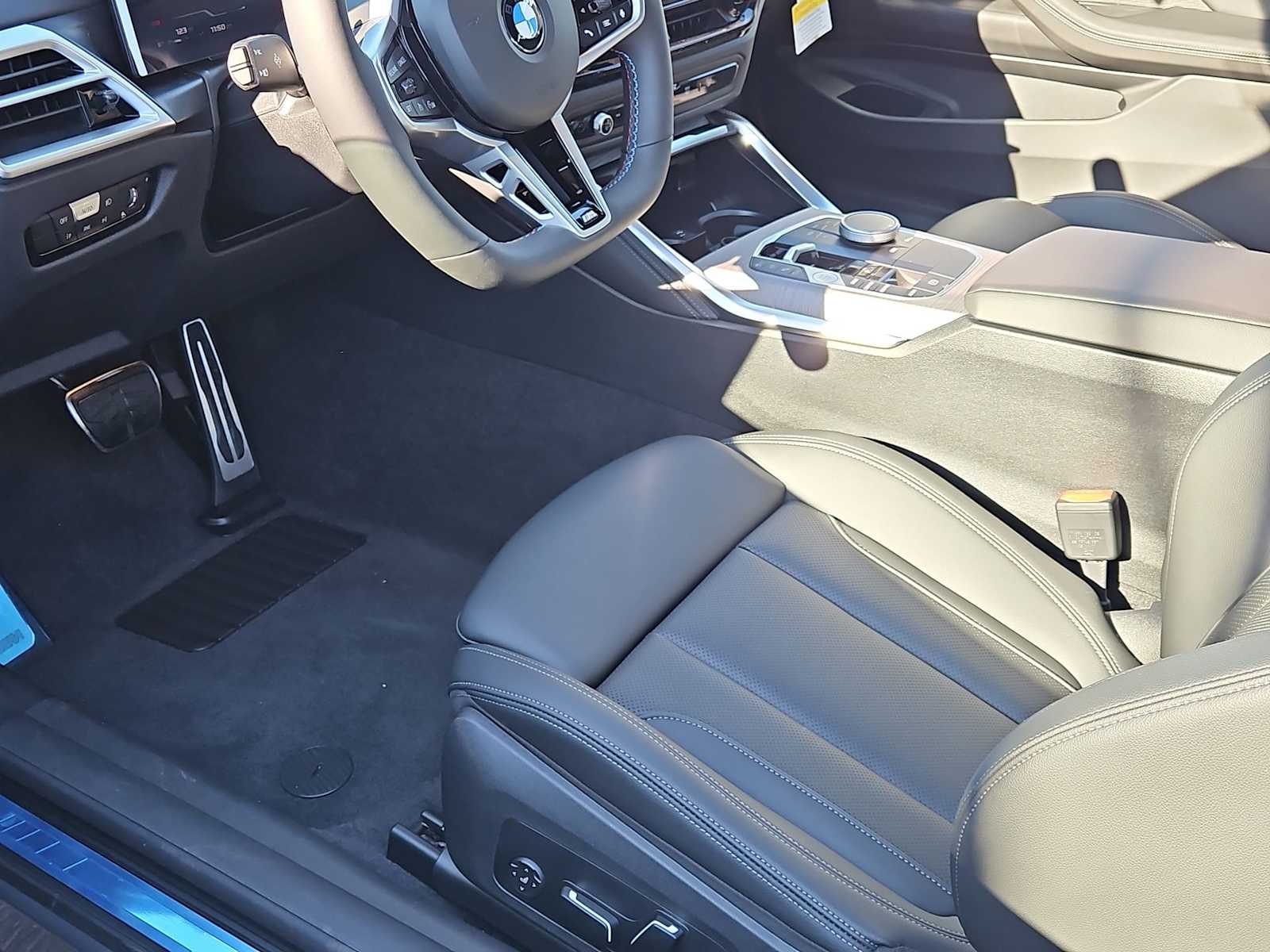 Thumbnail: 2026 BMW 4 Series - 15