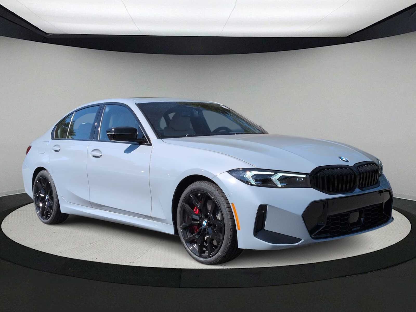 Thumbnail: 2026 BMW 3 Series - 2
