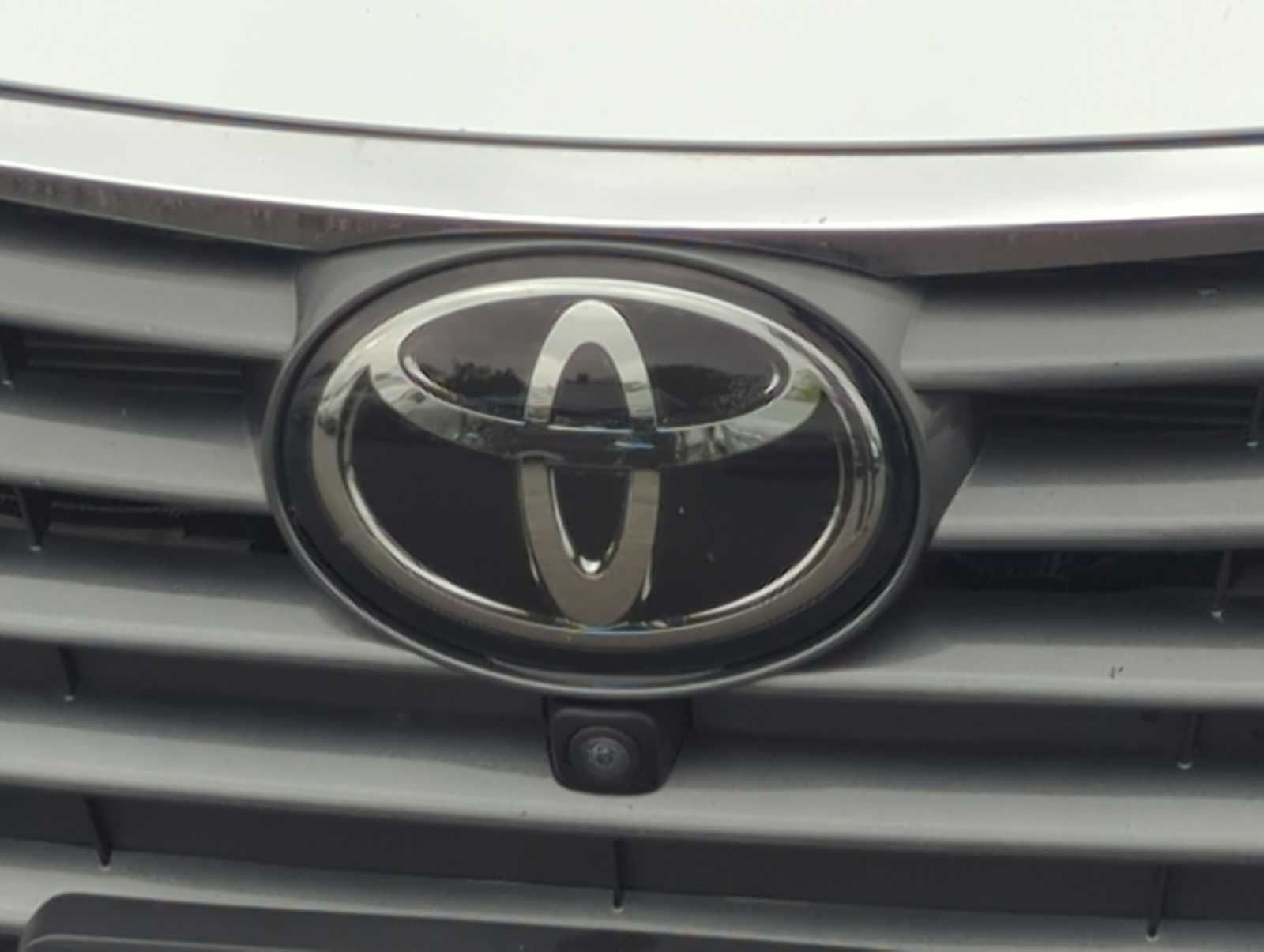 Thumbnail: 2022 Toyota Avalon - 11