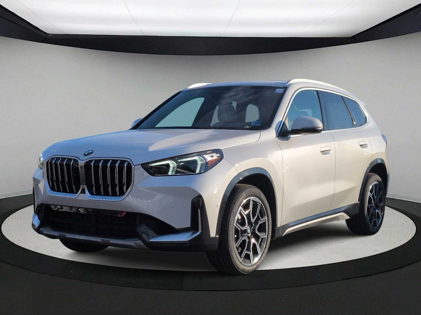 Thumbnail: 2026 BMW X1 - 4