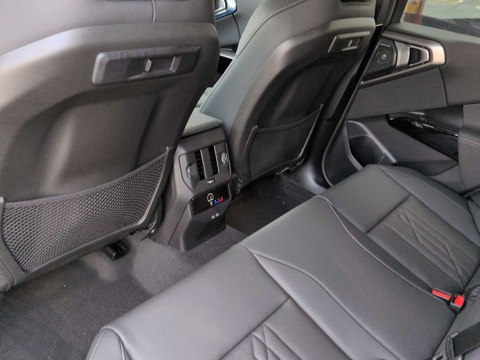 Thumbnail: 2026 BMW X3 - 19