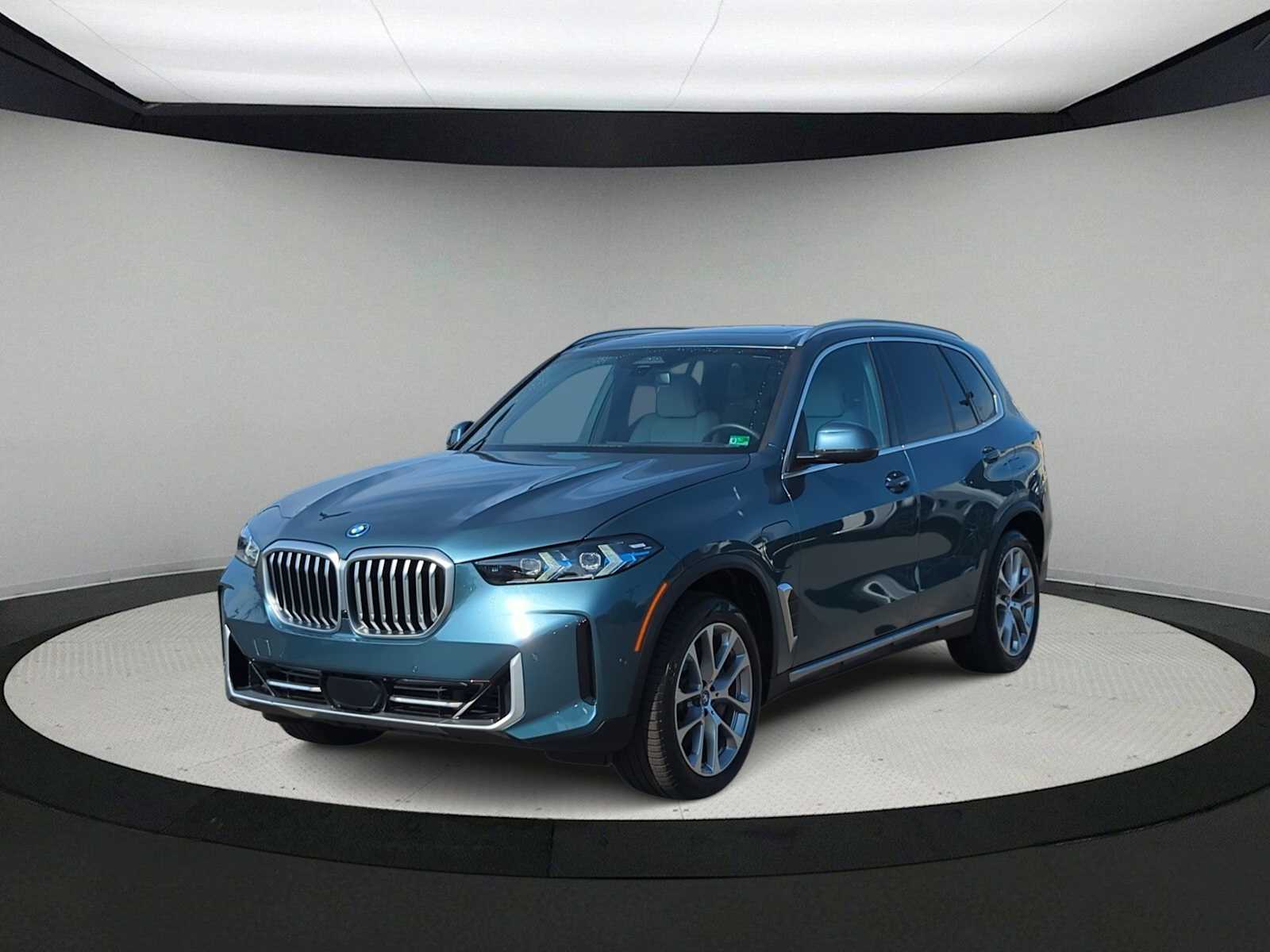 Thumbnail: 2025 BMW X5 - 4