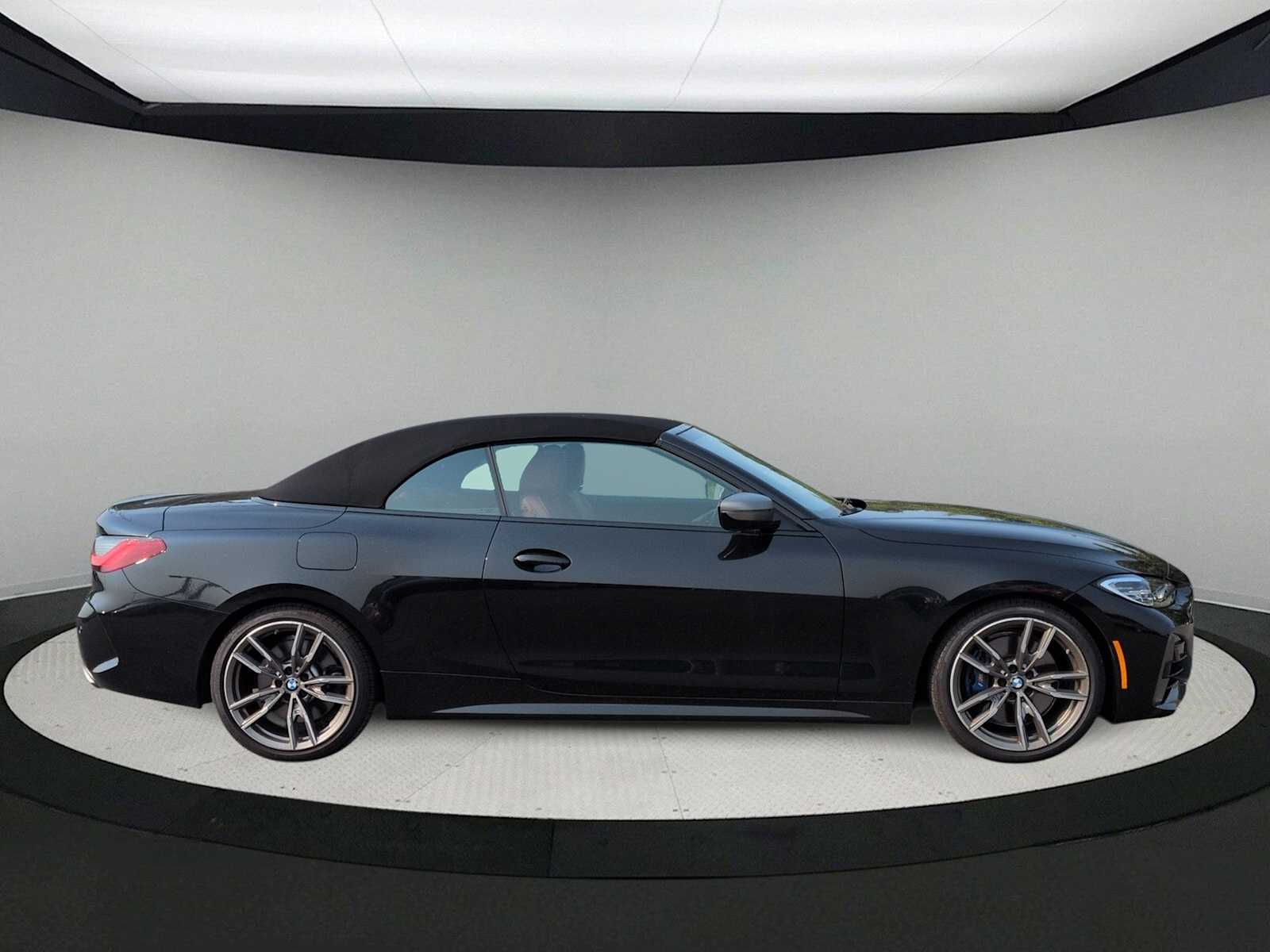 Thumbnail: 2023 BMW 4 Series - 9