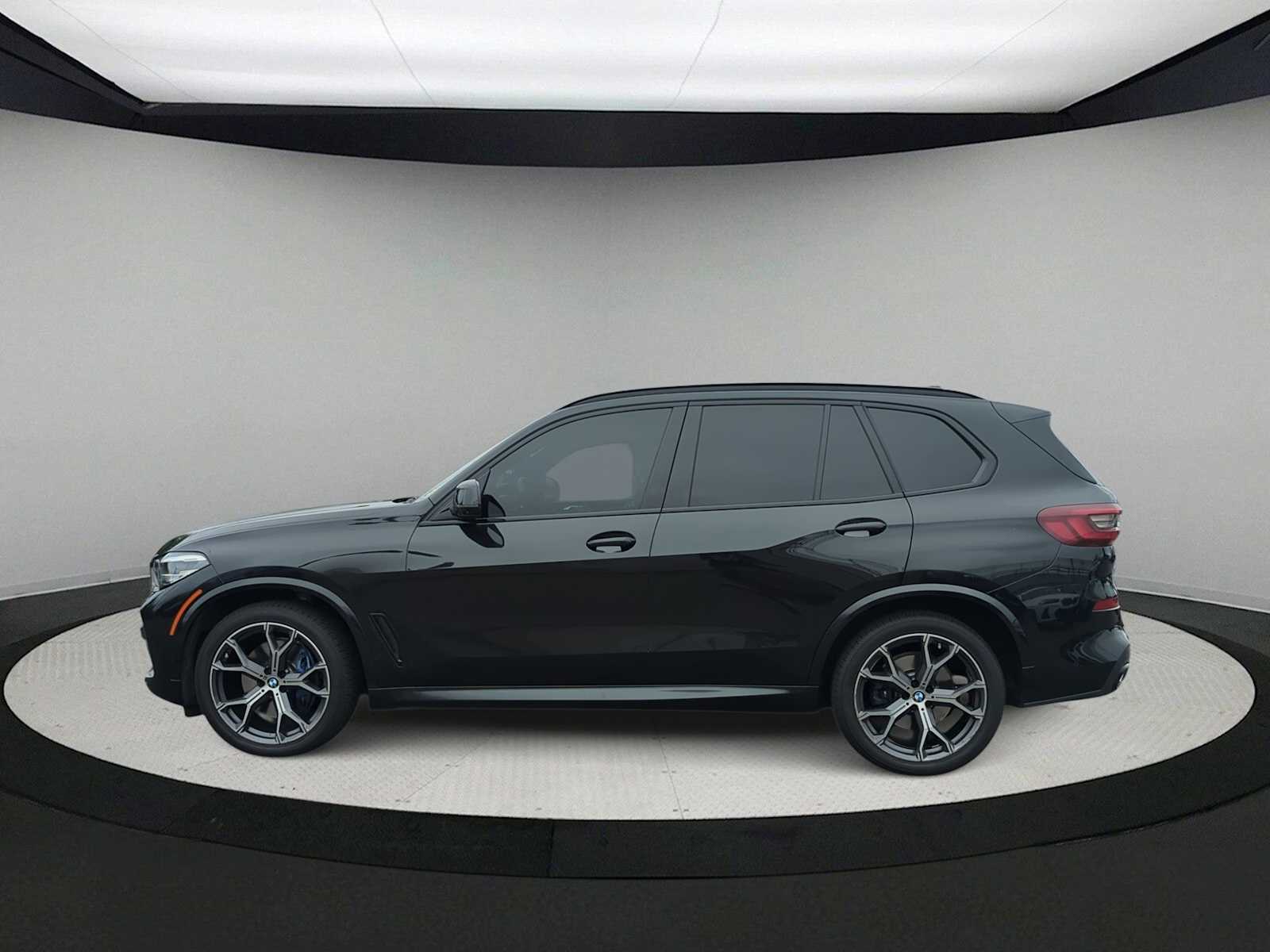 Thumbnail: 2022 BMW X5 - 5