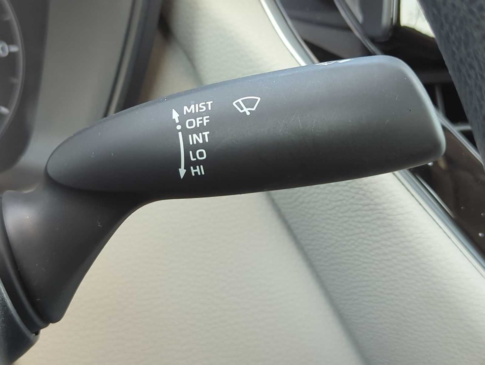 2024 Toyota Corolla LE 17