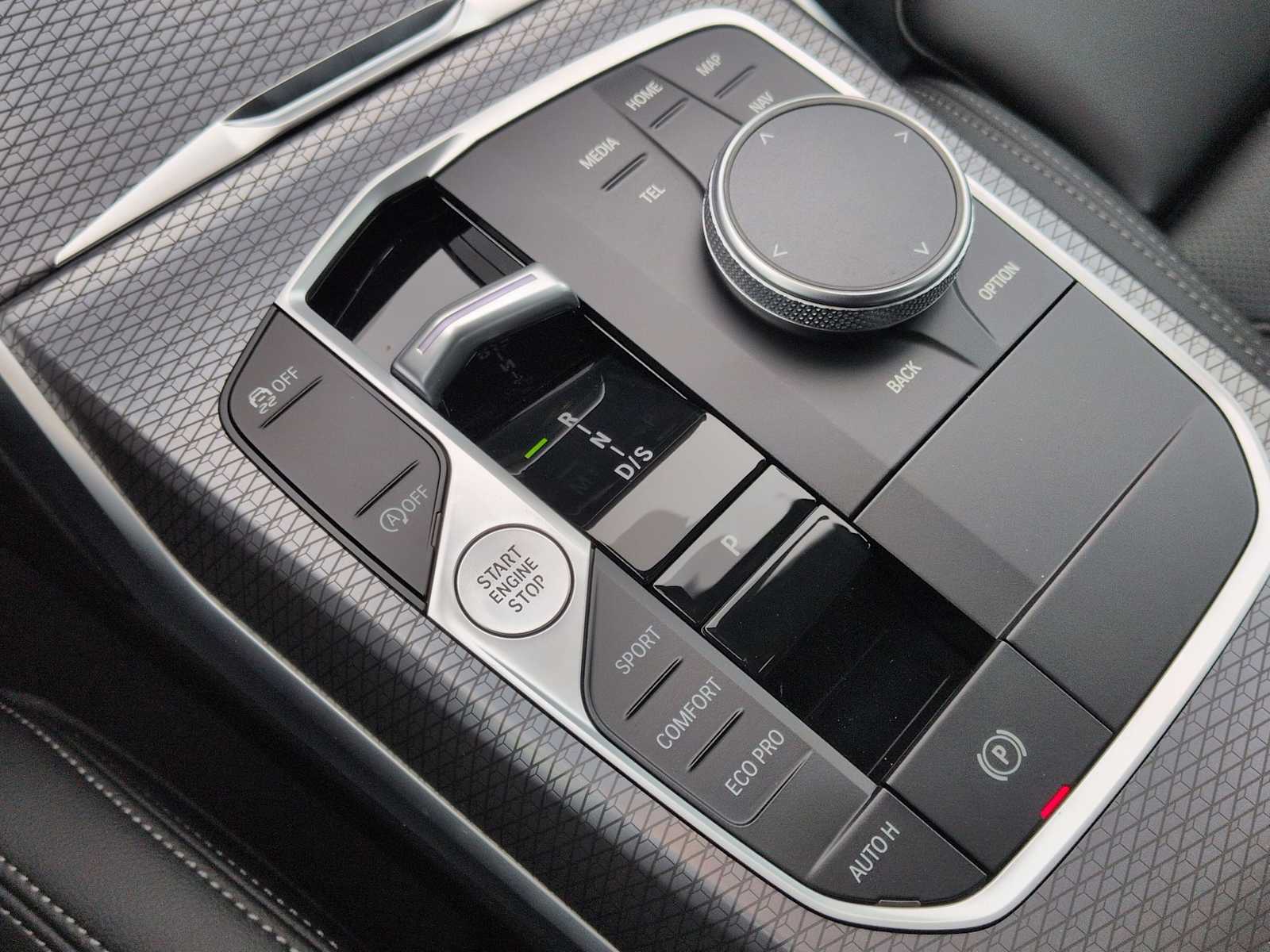 Thumbnail: 2026 BMW 3 Series - 35