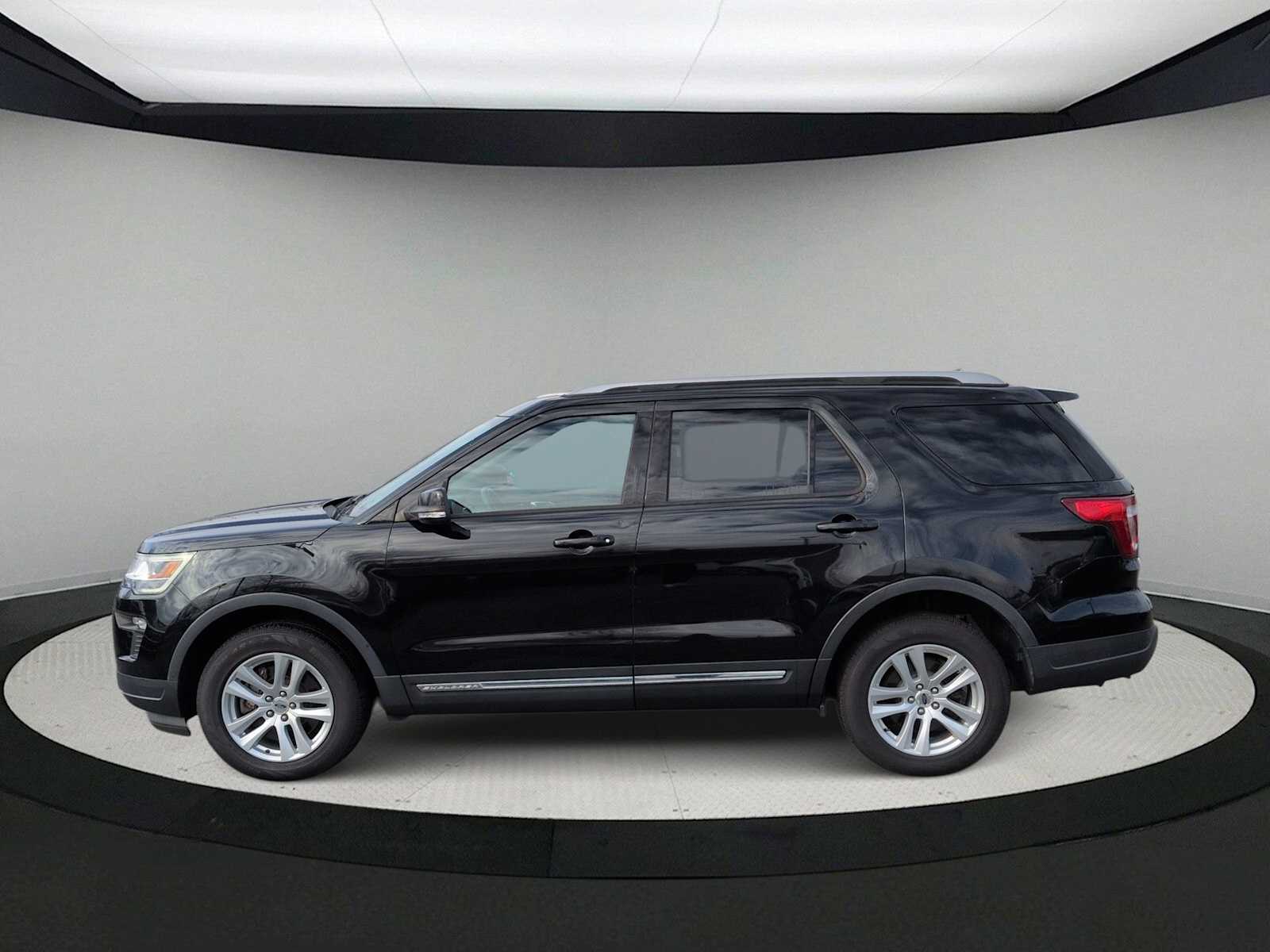 Thumbnail: 2018 Ford Explorer - 5