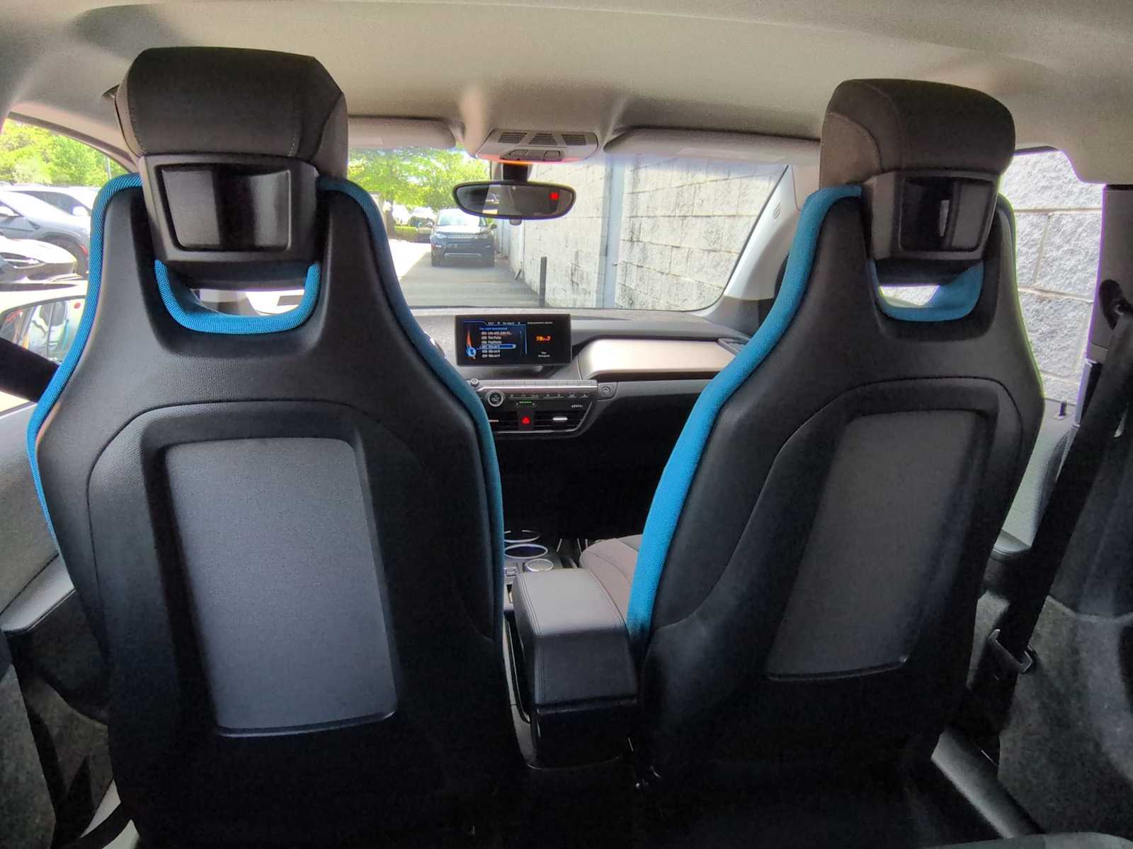 Thumbnail: 2016 BMW i3 - 18