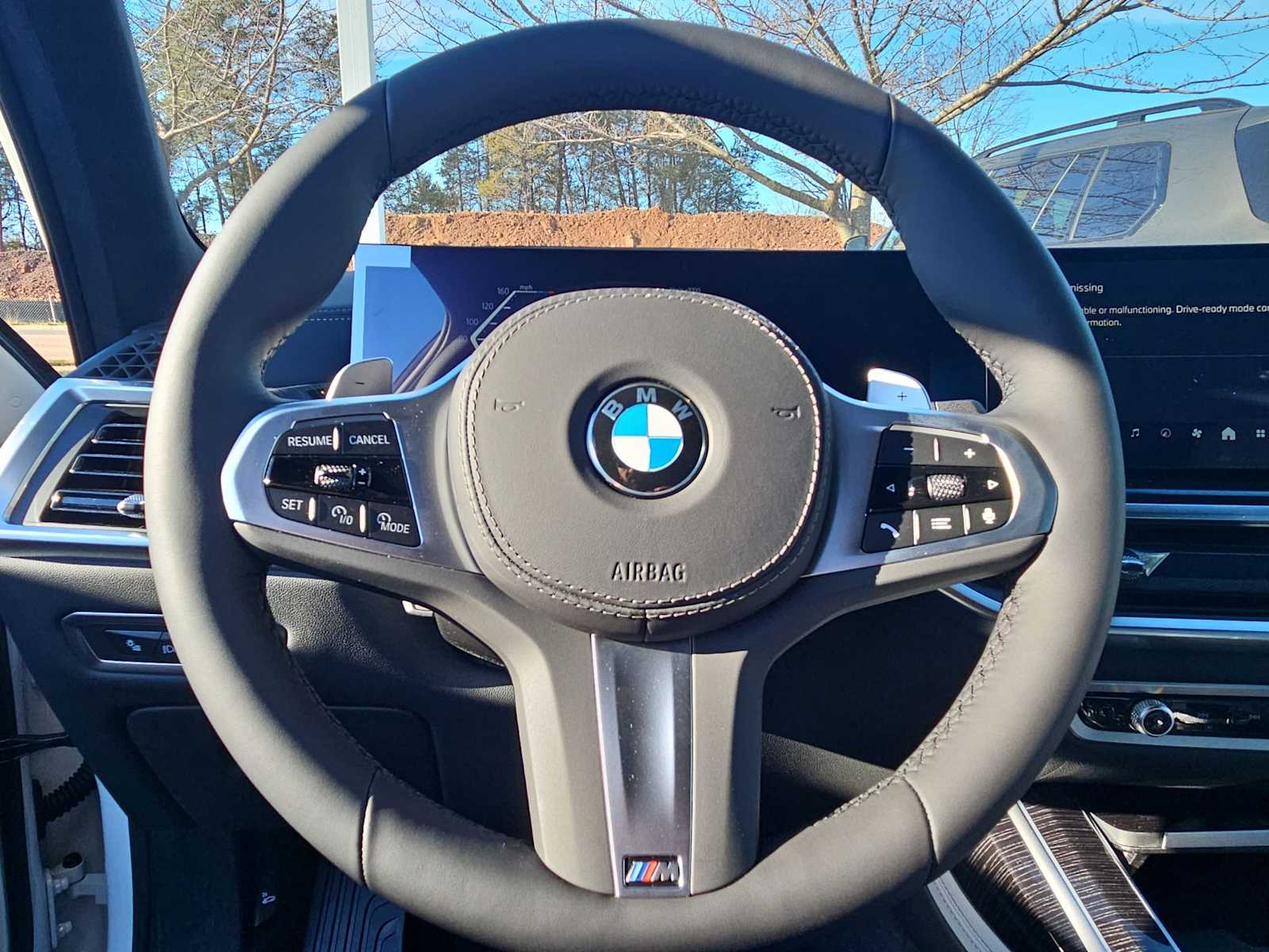 Thumbnail: 2026 BMW X7 - 21