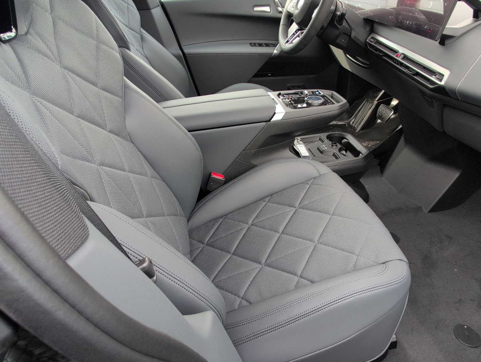 Thumbnail: 2026 BMW iX - 21