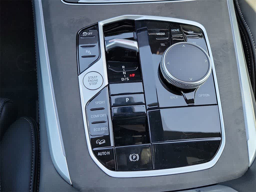 Thumbnail: 2025 BMW X5 - 5