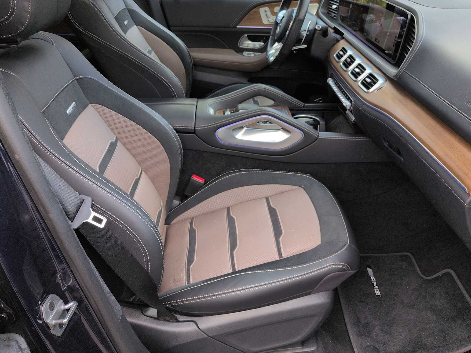 Thumbnail: 2022 Mercedes-Benz GLE - 24