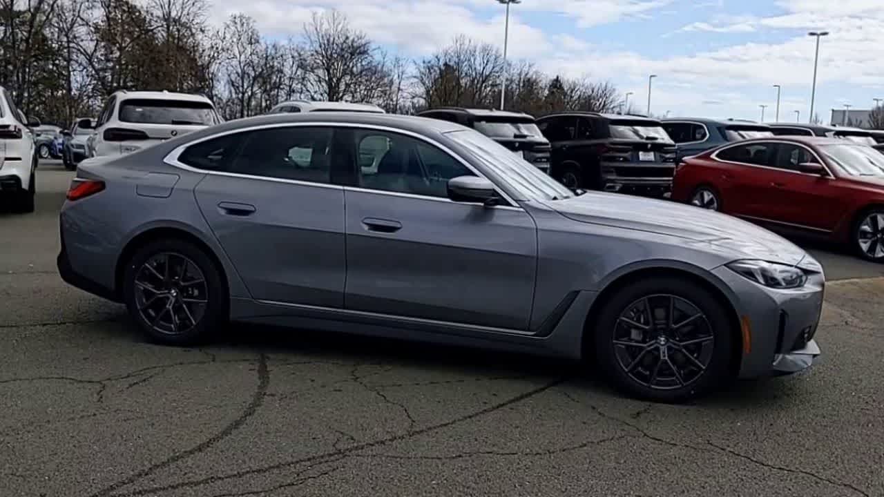 Thumbnail: 2025 BMW i4 - 9