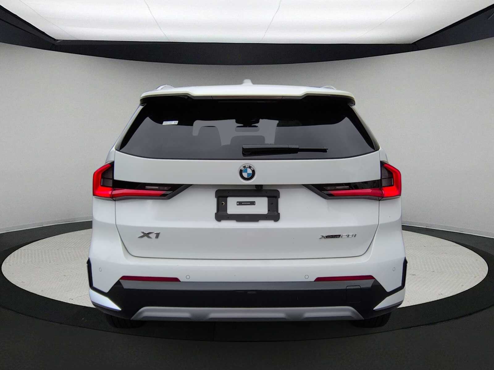 Thumbnail: 2026 BMW X1 - 7