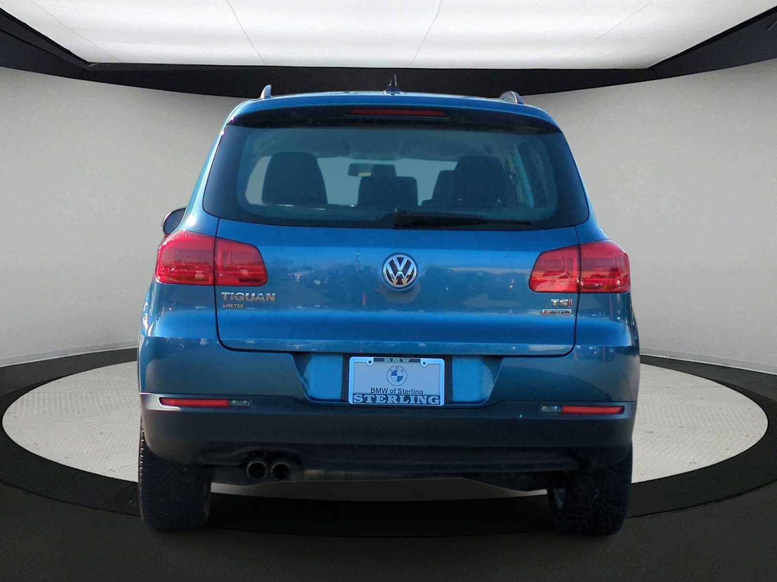 Thumbnail: 2017 Volkswagen Tiguan - 7