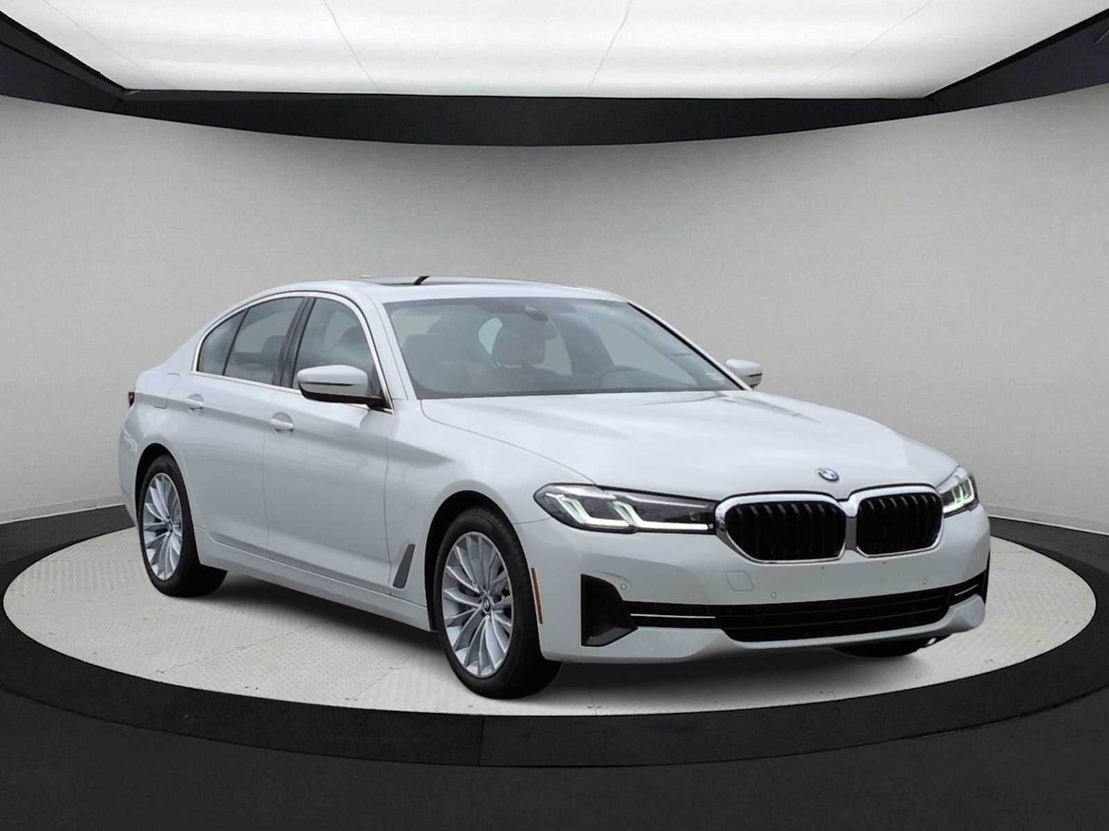 Thumbnail: 2023 BMW 5 Series - 2